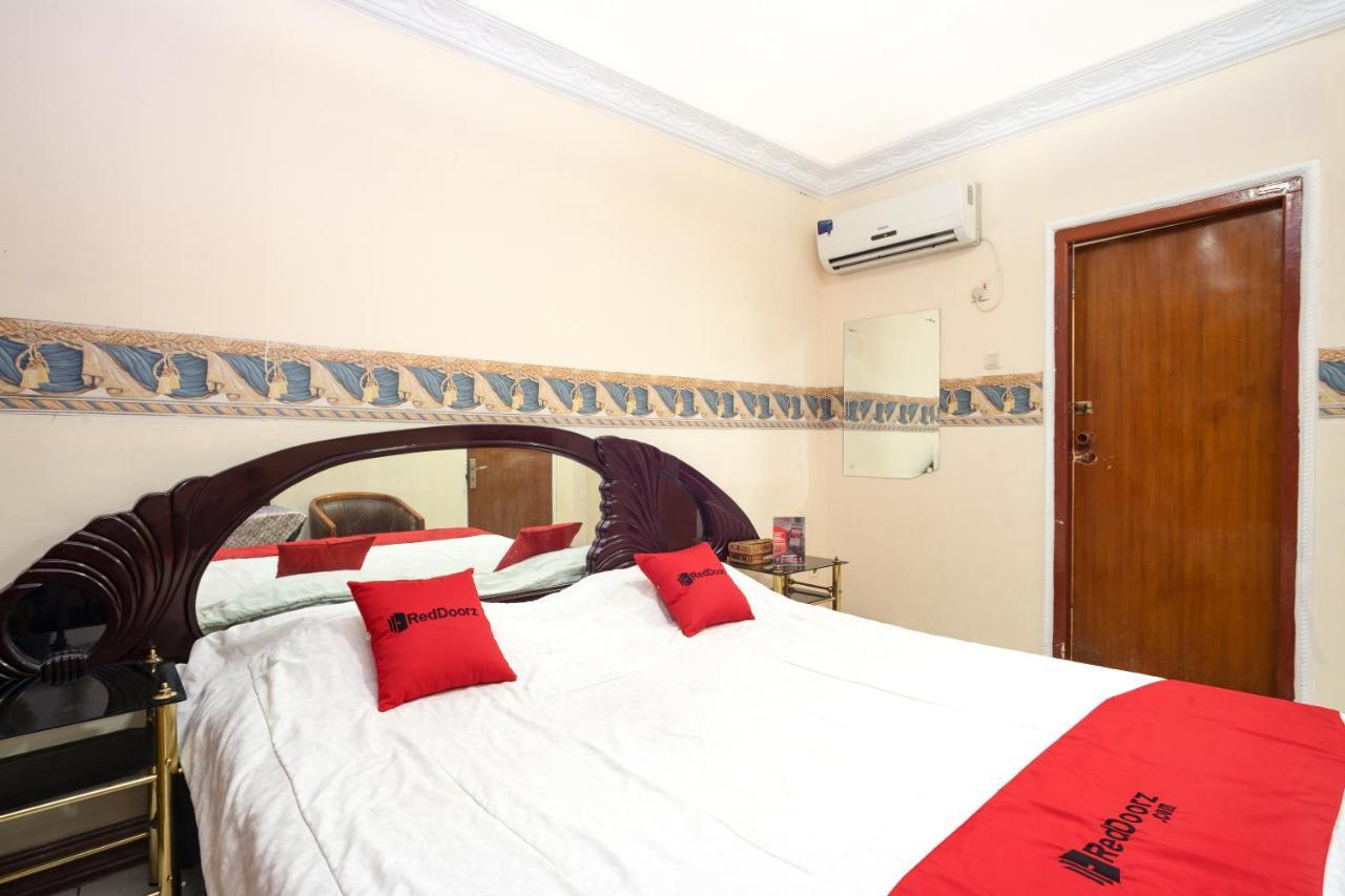 Reddoorz Near Rs Cikini Jakarta Exterior foto