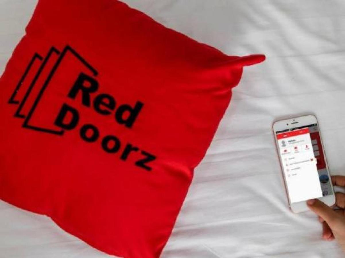Reddoorz Near Rs Cikini Jakarta Exterior foto